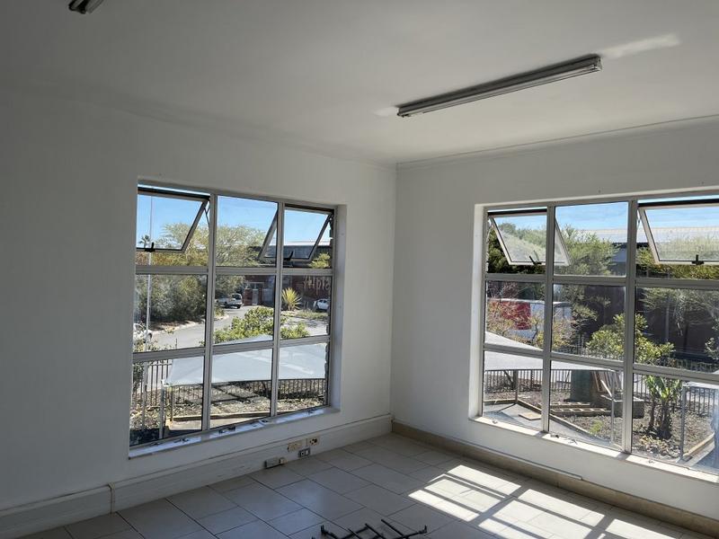 To Let commercial Property for Rent in Montague Gardens Western Cape